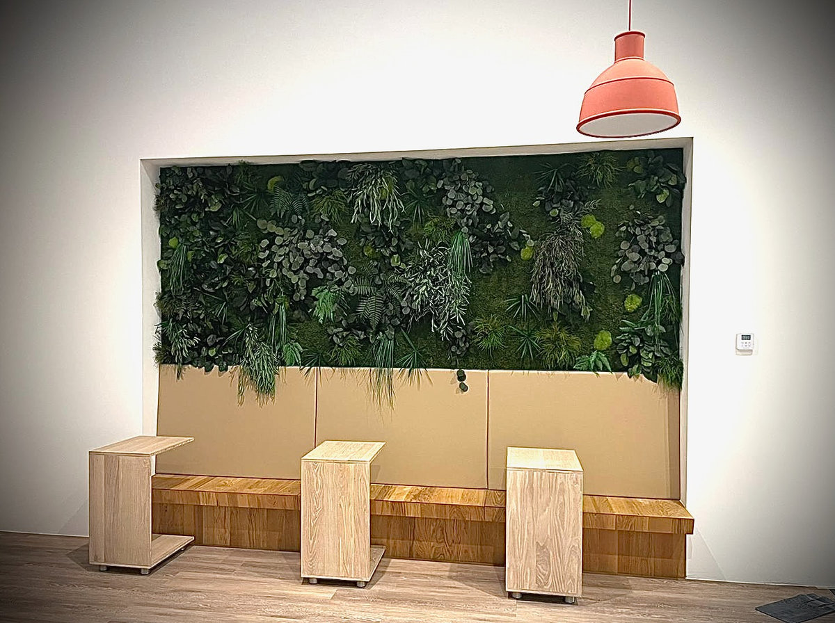 Mitarbeiter-Cafeteria & Lounge im Datacenter Frankfurt – Hochwertige Produktion von Brandstifter