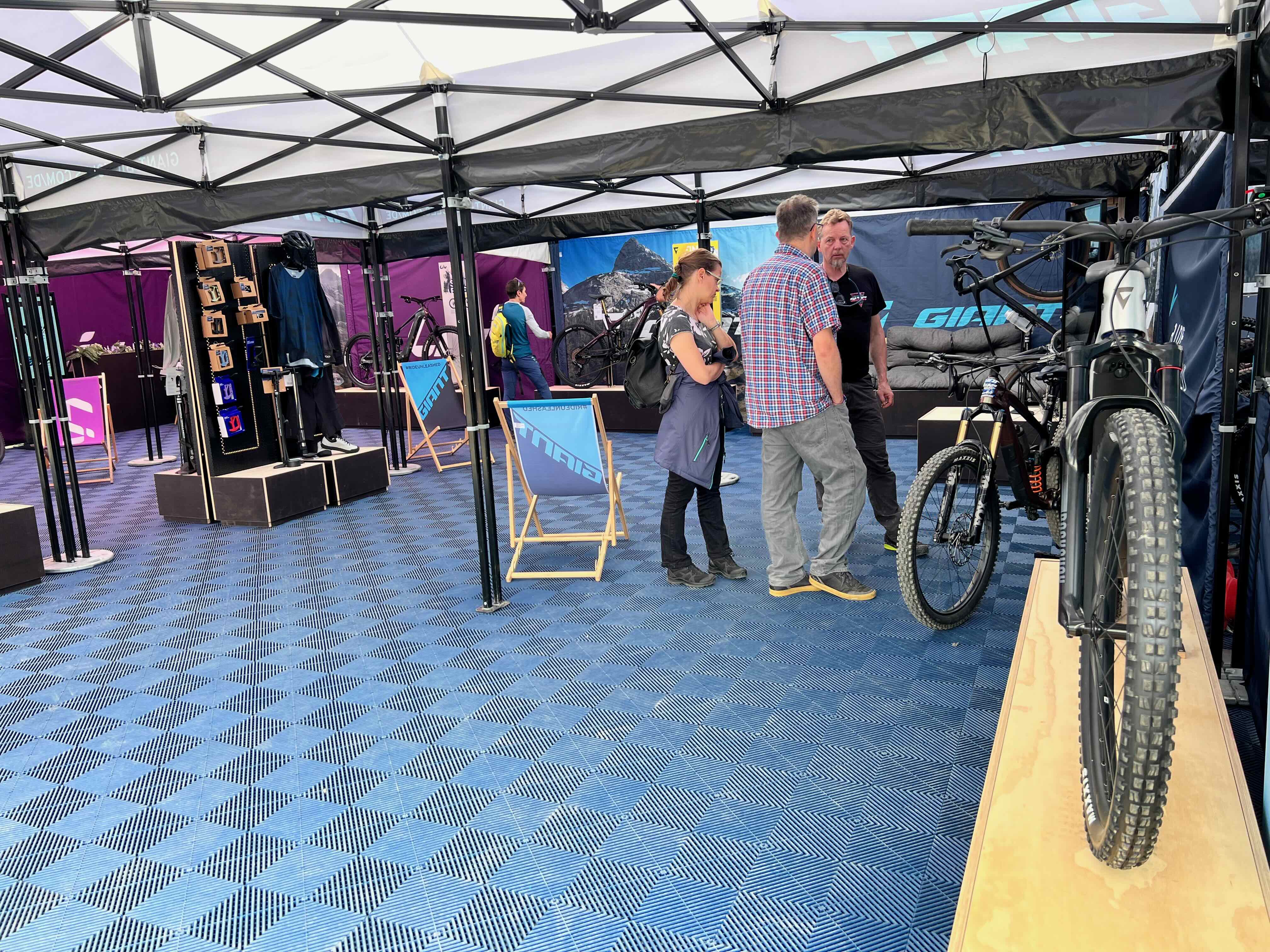 Giant Bikes — Bild 3